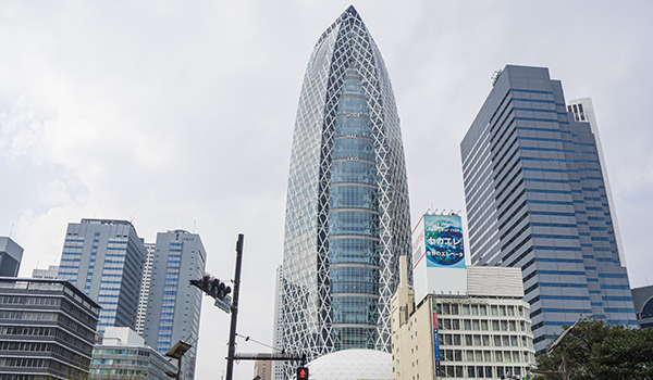 新宿の基礎知識や特徴、観光スポット、グルメなどを徹底解説！新宿都市ガイド